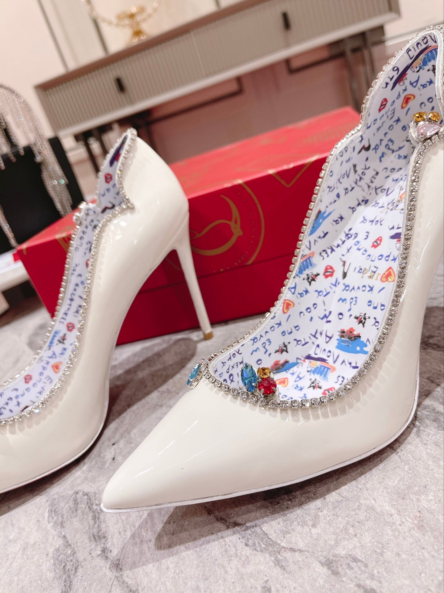 LABUTIN Shoes Heels 3 Color's 42