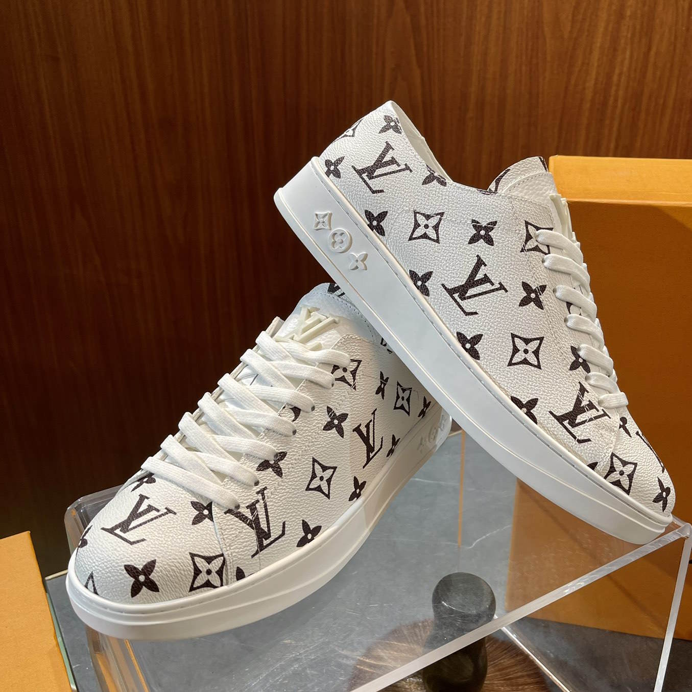 LU Sneakers 3 Color 's