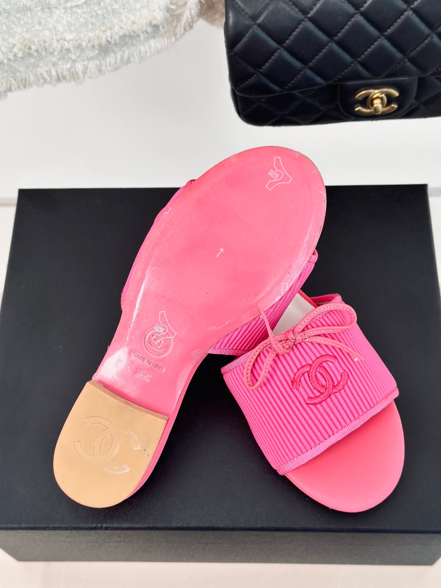 CHL  Slippers Flat 2 Color's