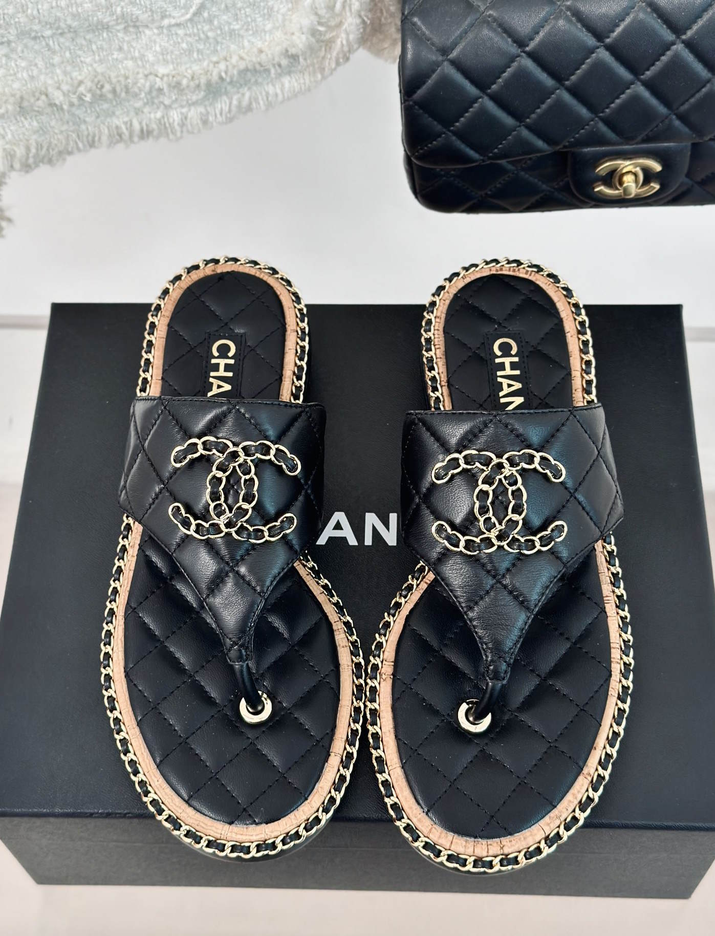 CHL Slippers Flat 2 Color 's