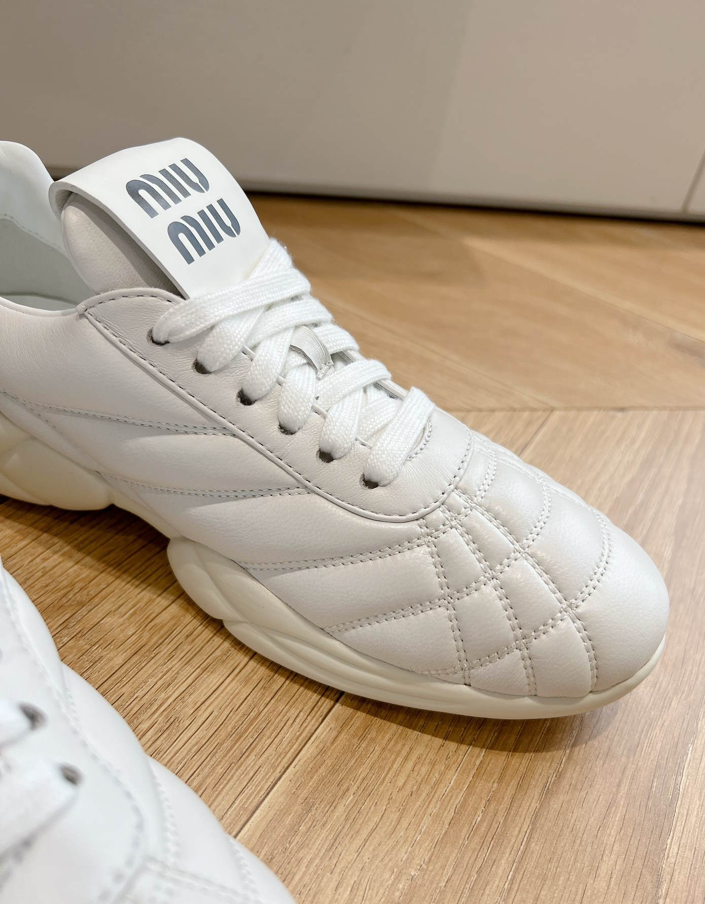 MIU MI Sneakers 2 Color's Woman