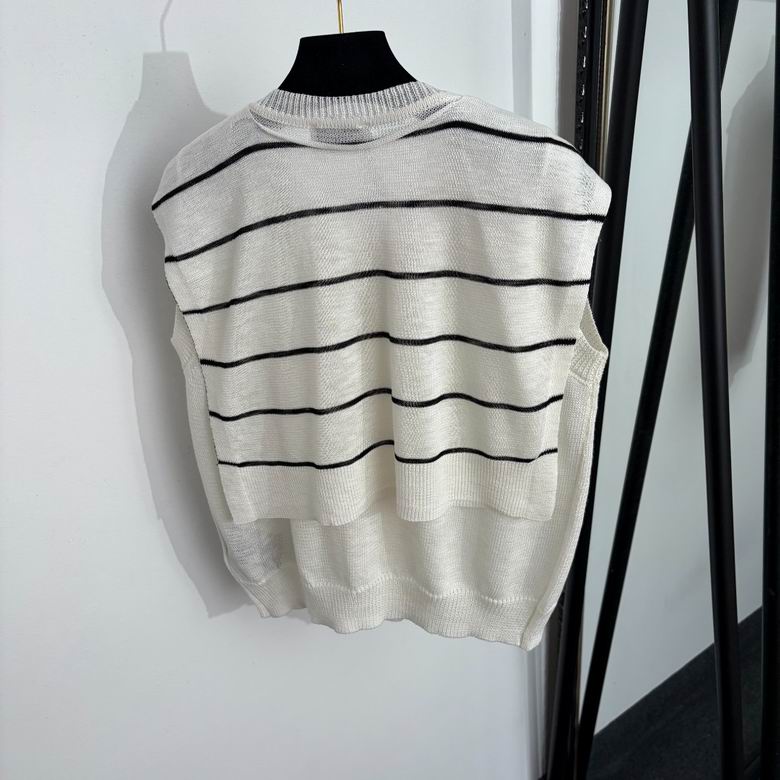 Y L Woman T- Shirt sweater