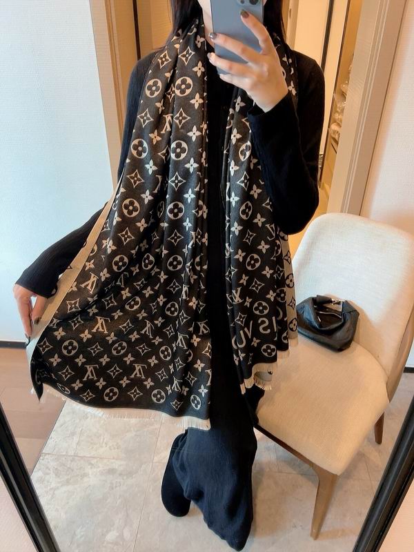 LU Scarf