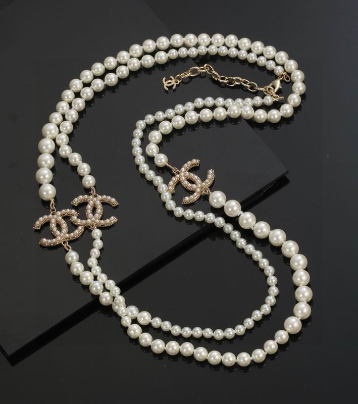 CHL Fashion Necklace