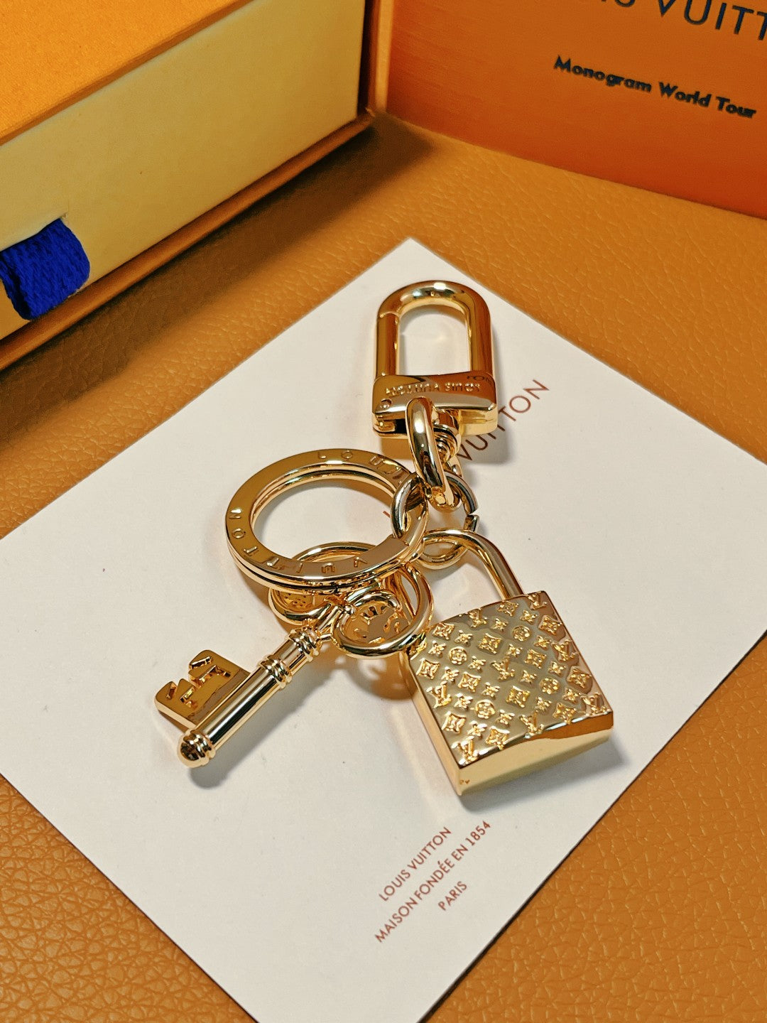 LU Key charm SALE-min order required