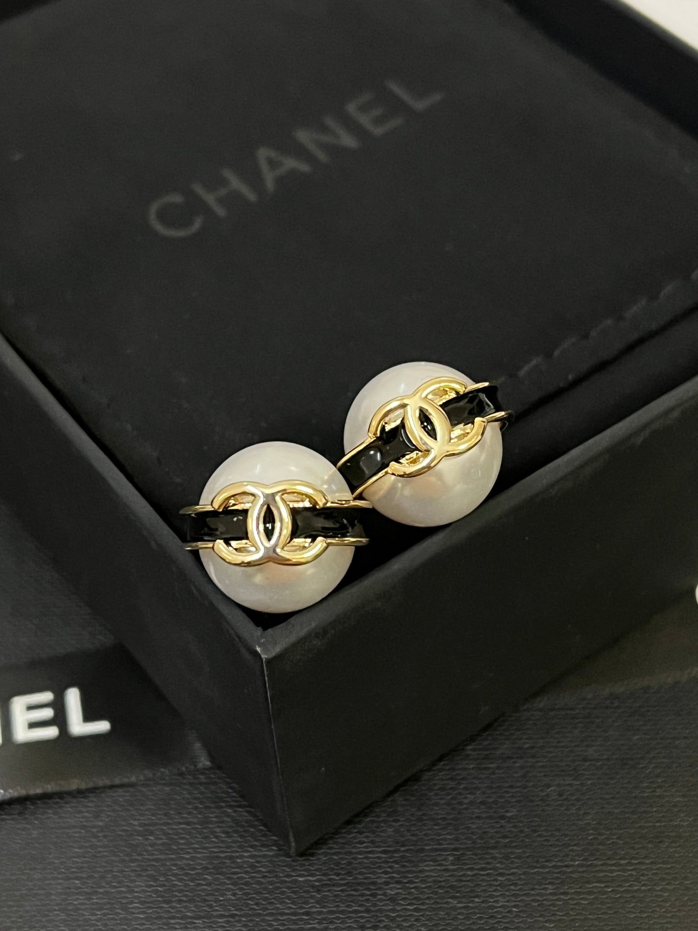 C H L Fashion earrings SALE-min order required