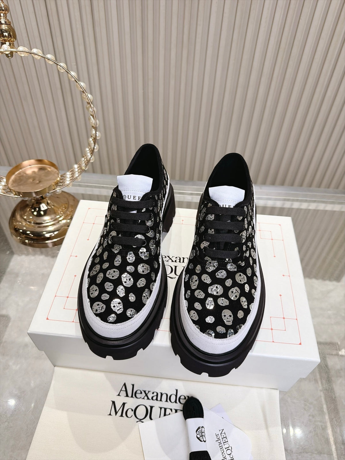 M*QUEEN Skull Sneakers Man Size