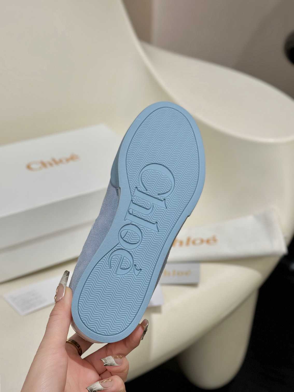 CLO Sneakers 2 Color's