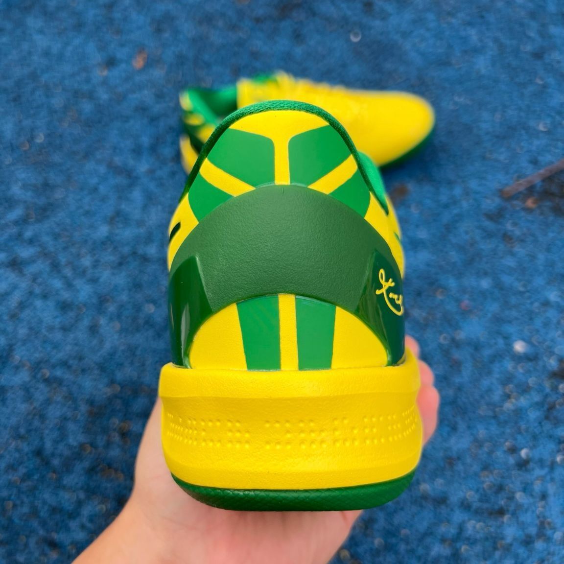 N^ke Kobe 8 “OREGON DUCKS” PE PAC 46