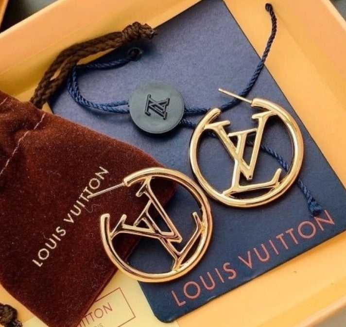 LU Fashion earrings SALE-min order required