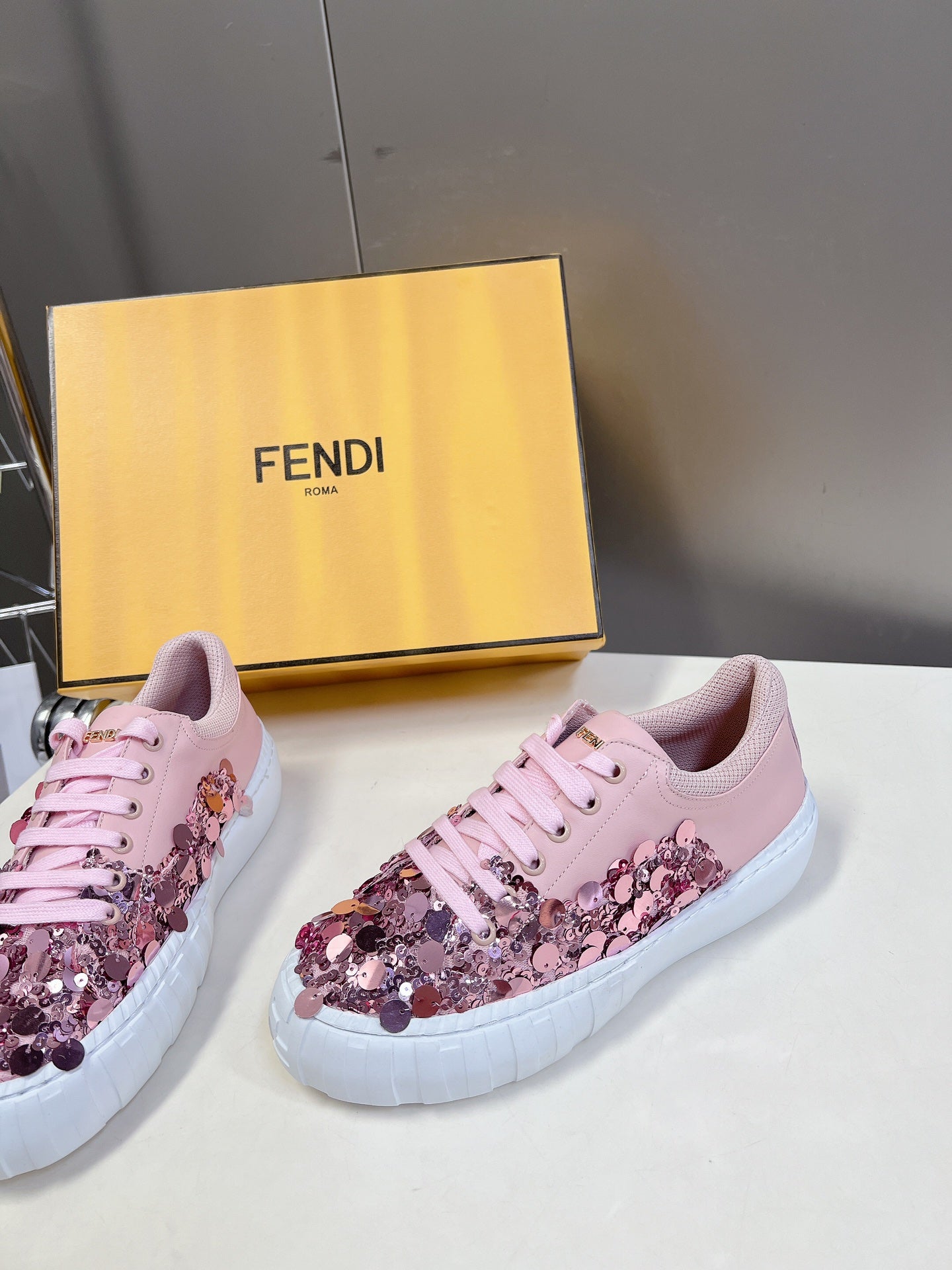 FEN Sneakers 2 Color's