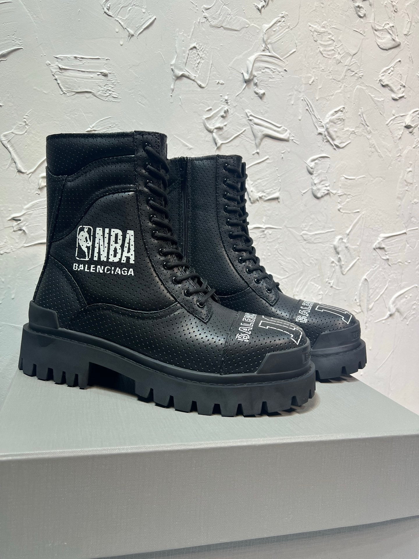 SNBAL Boots Man 46