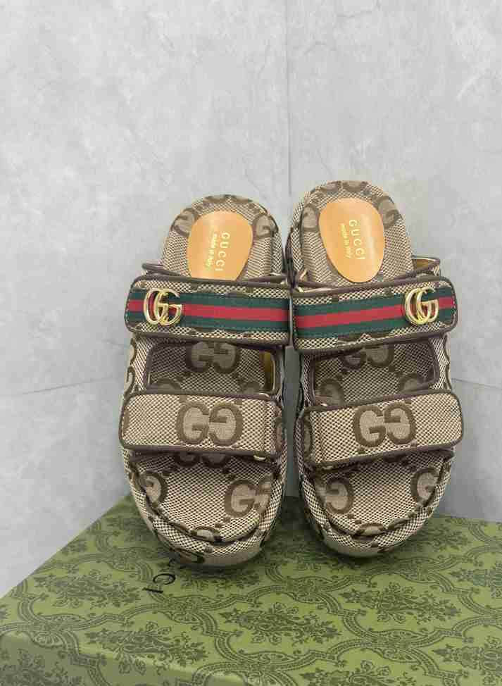GU Slippers Sandals Woman 42