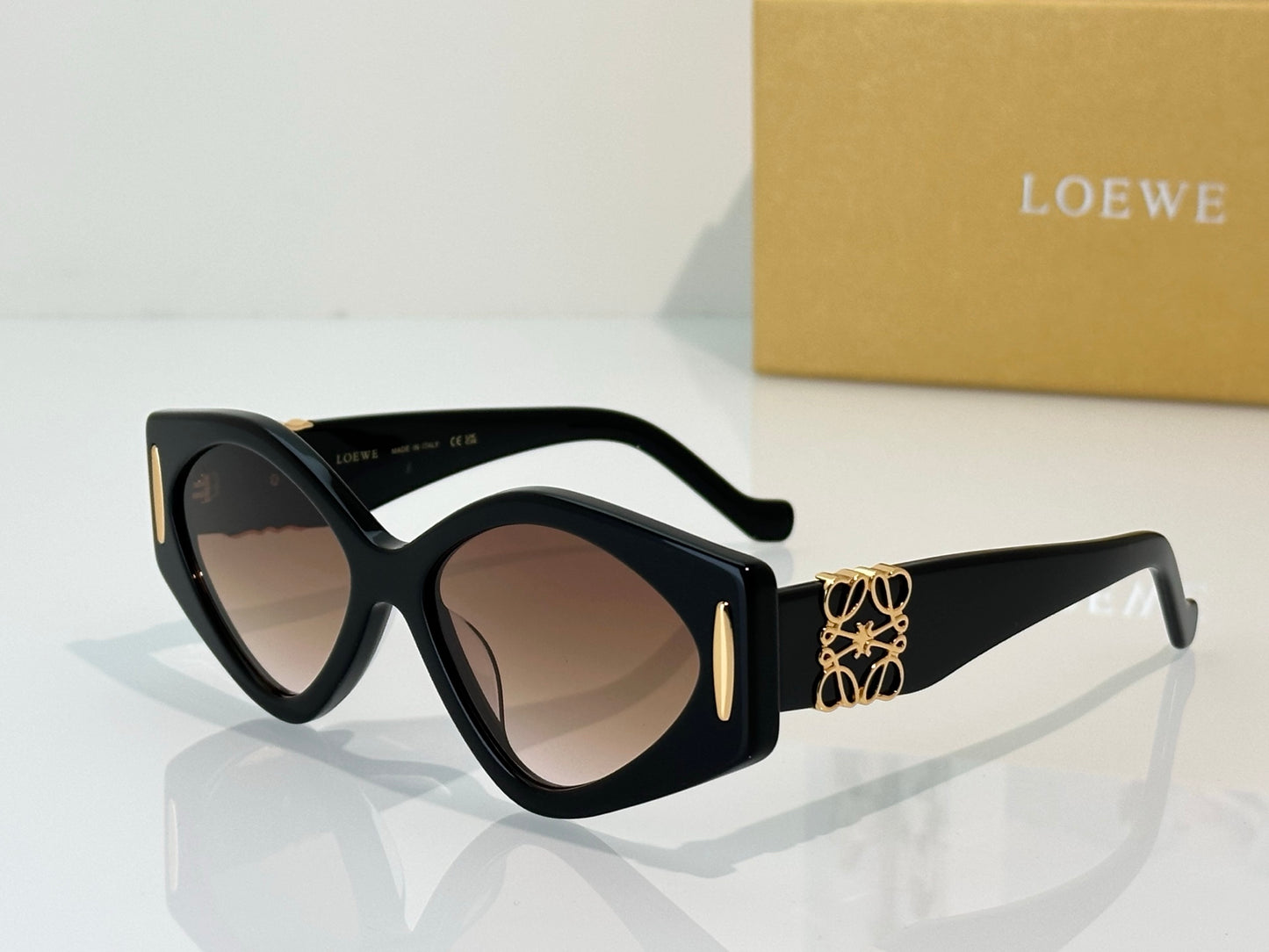 LOWE Sunglasses 2 Color's