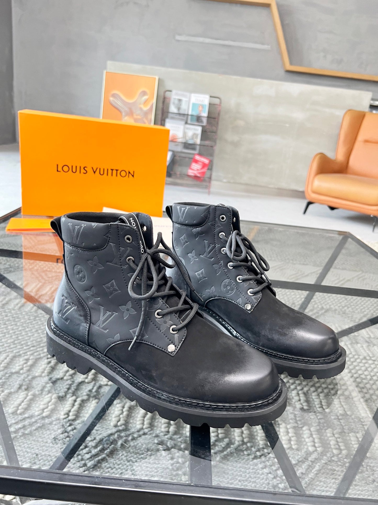 LU Boots Man 2 Color's