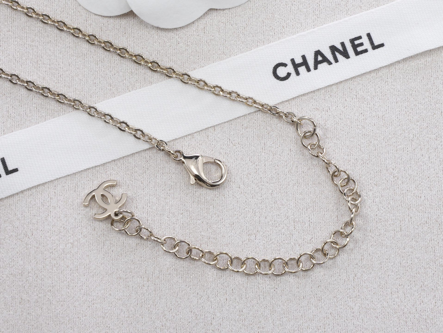 CHL Fashion Necklace