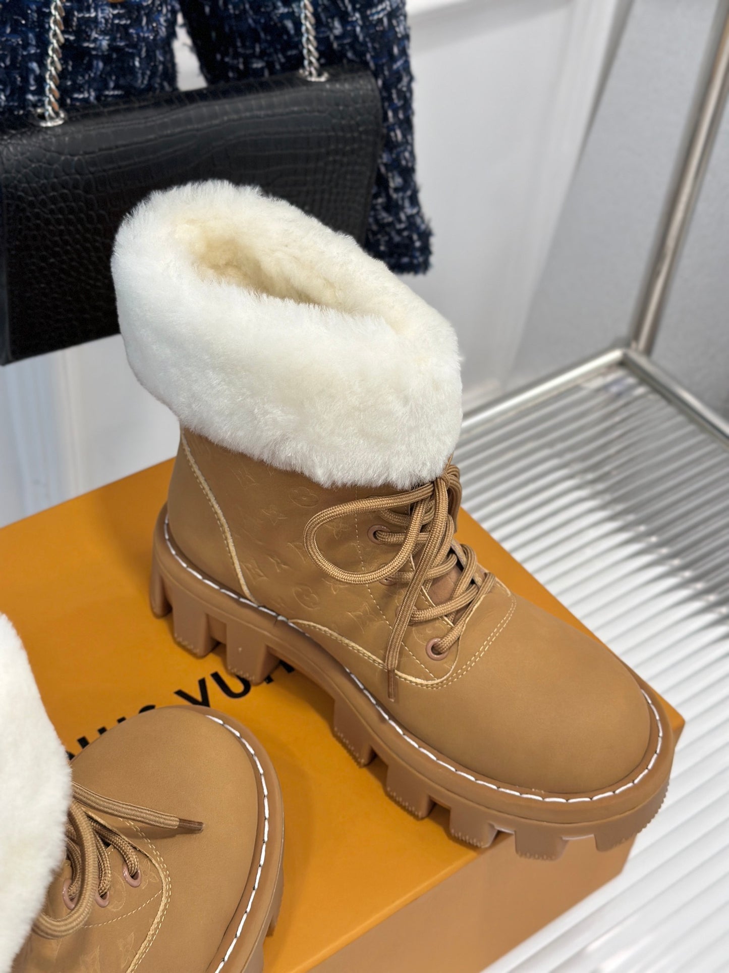 LU Boots Combat