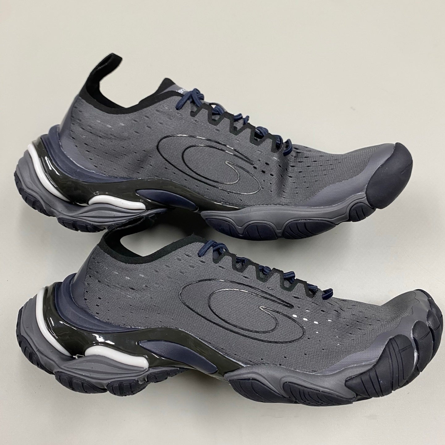 SNBAL Sneakers Stones