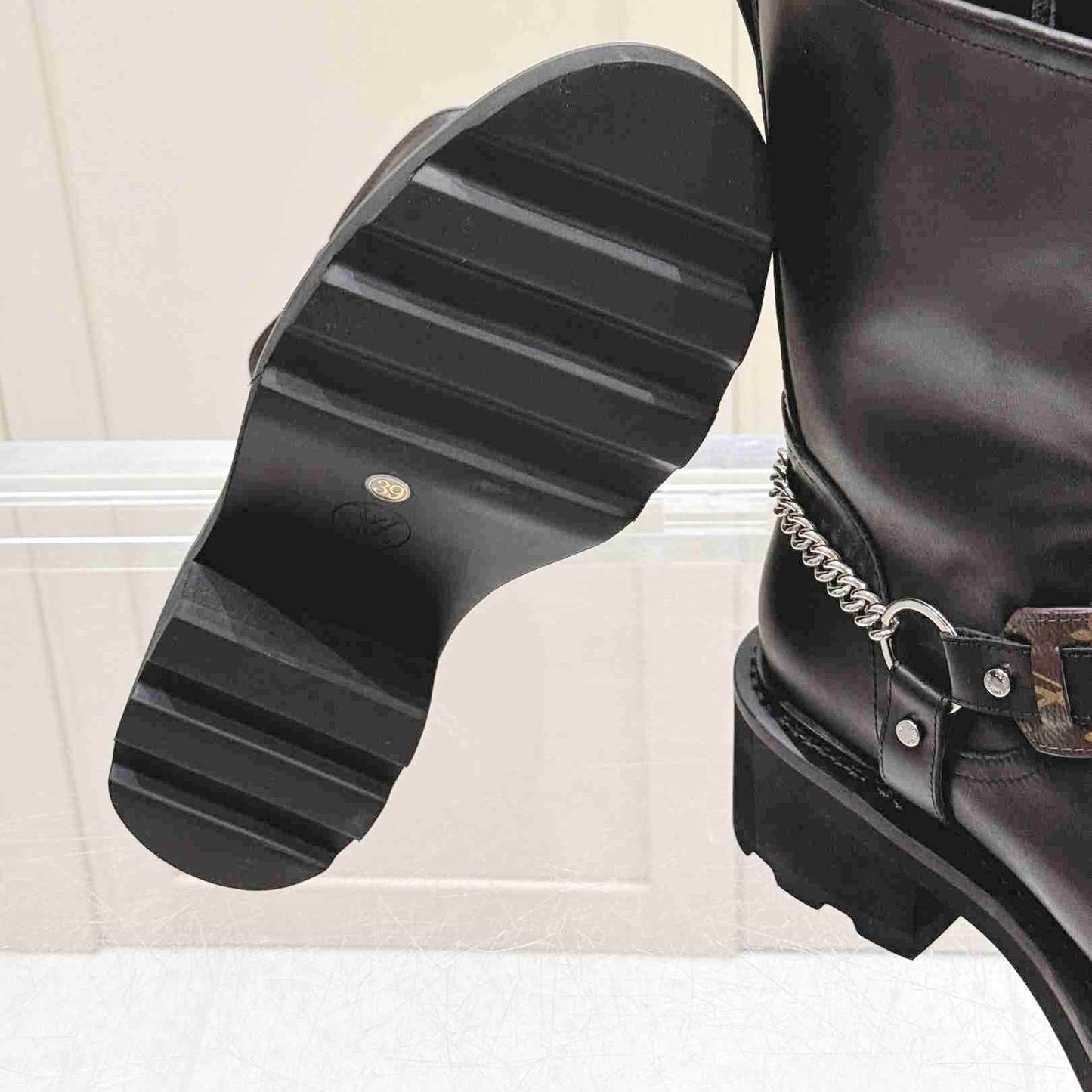 LU Woman Boots Combat