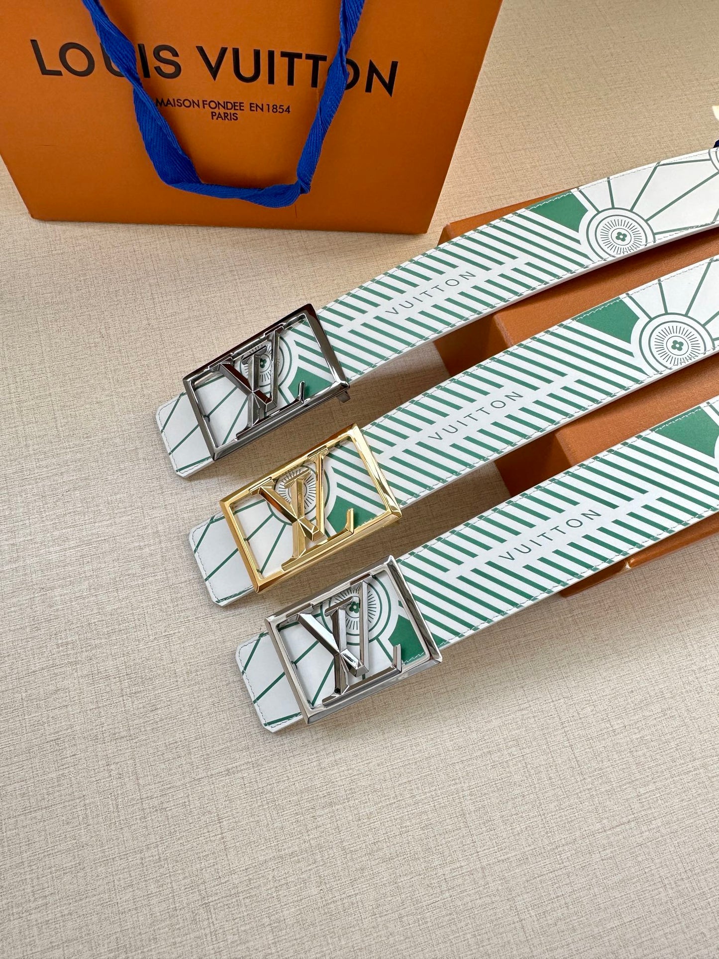 LU Belt 3 Color 's