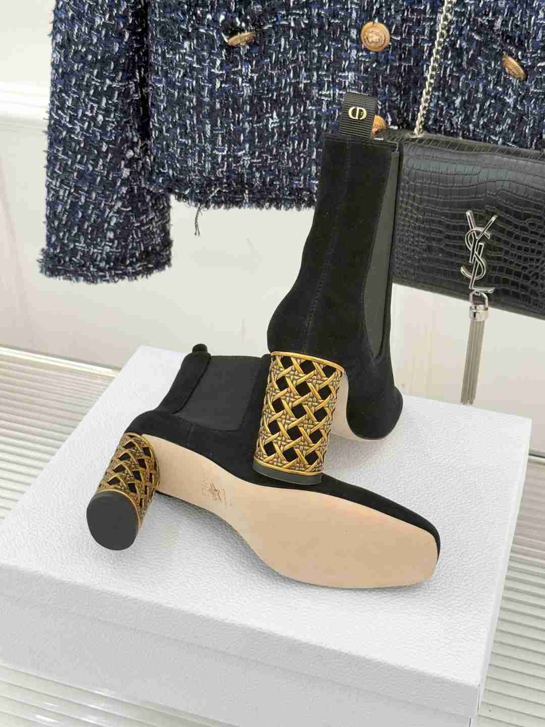 CHD Woman Boots 4 Color's