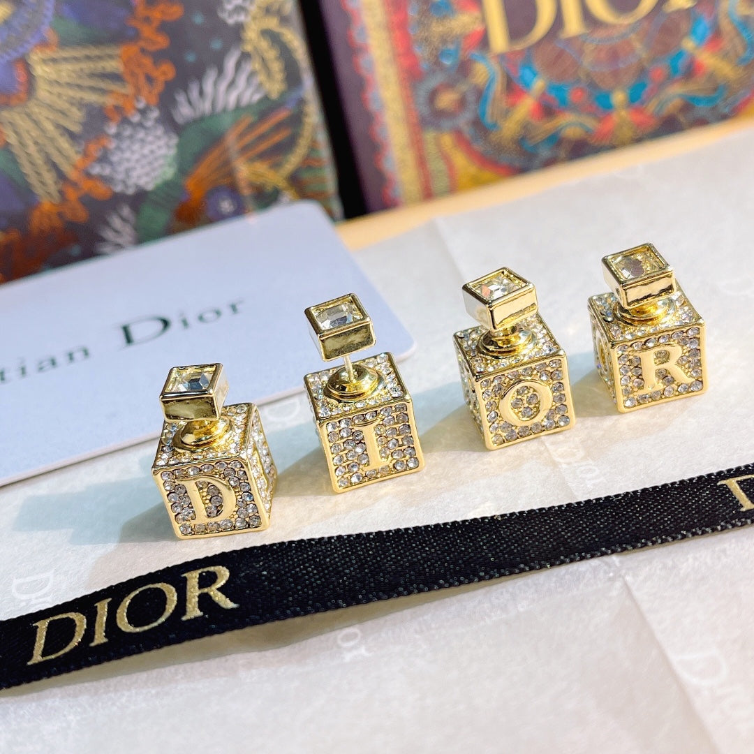 CHD Fashion earrings SALE-min order required
