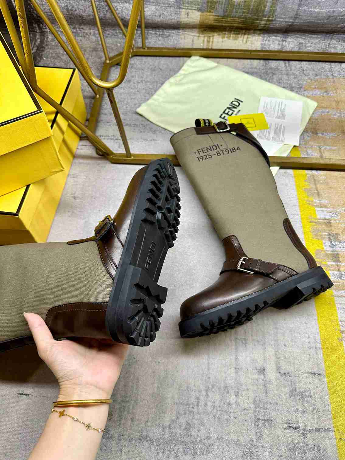 FEN Boots High