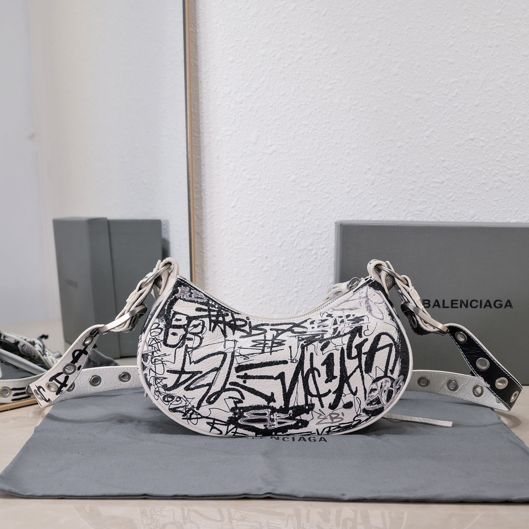 SNBAL graffiti bag 26 cm 2 Color's
