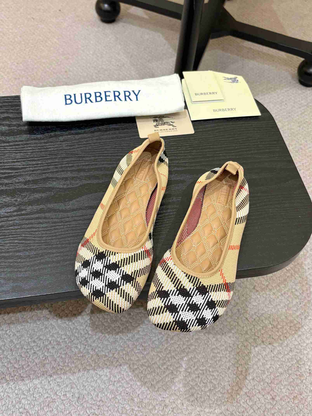 BURBBER Shoes Woman 2 Color's