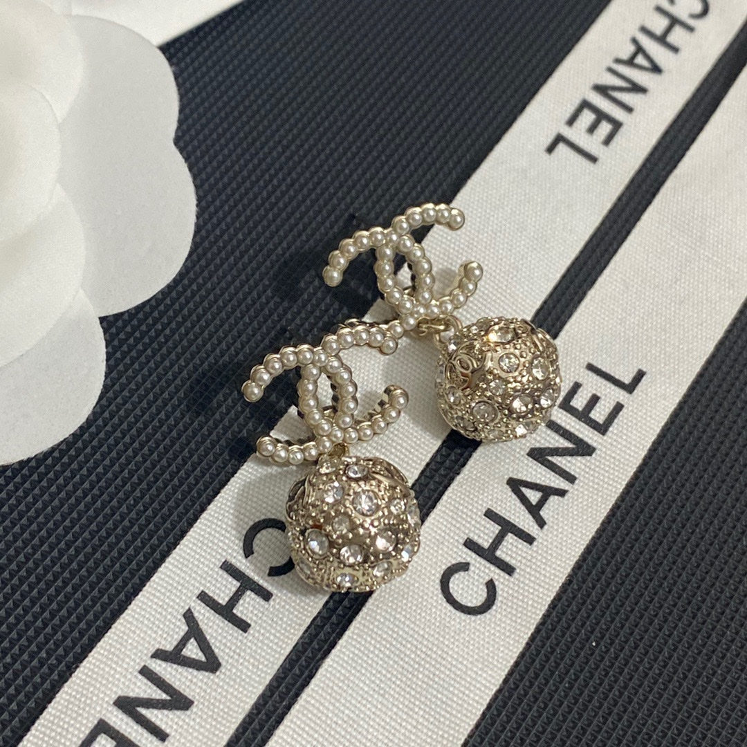 C H L Fashion earrings SALE-min order required
