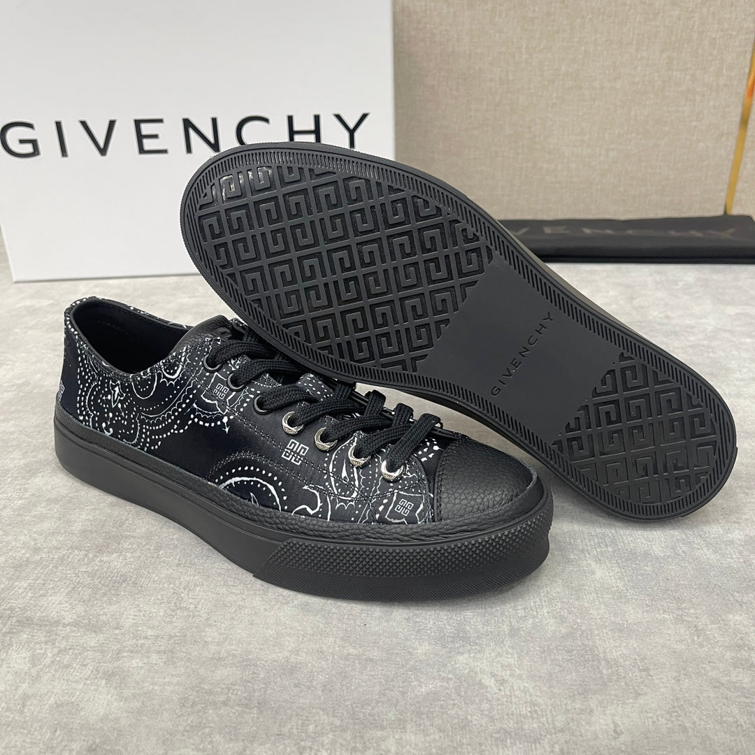 GIVENJY Sneakers