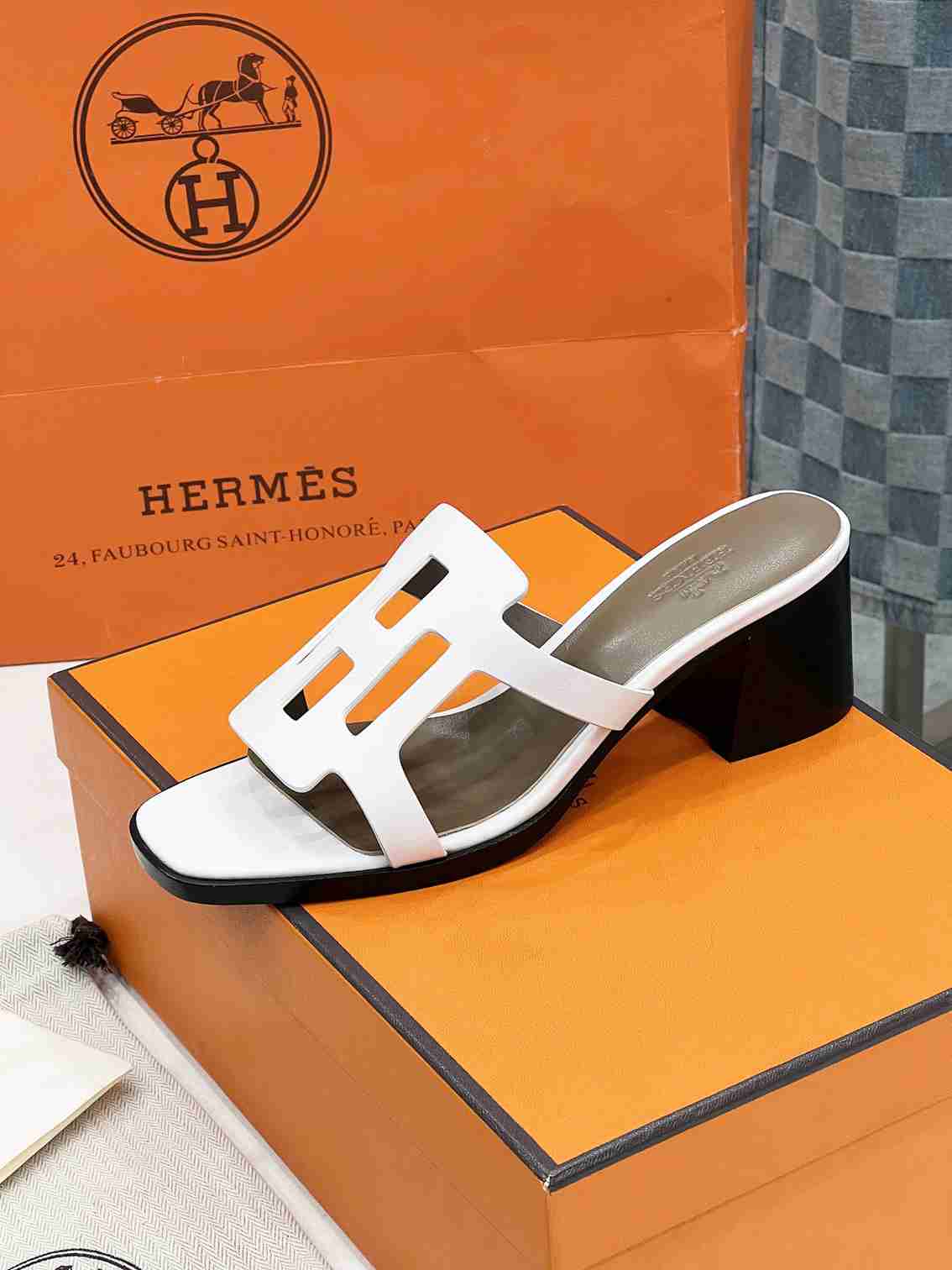 HRM Slippers Sandals  4 Color 's