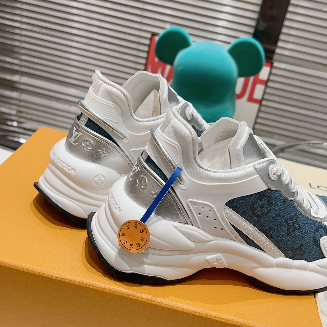 LU Trainers Sneakers 2 Color's Woman