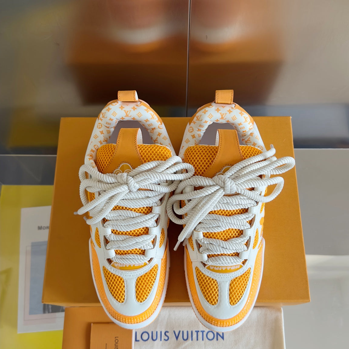LU Sneakers Yellow