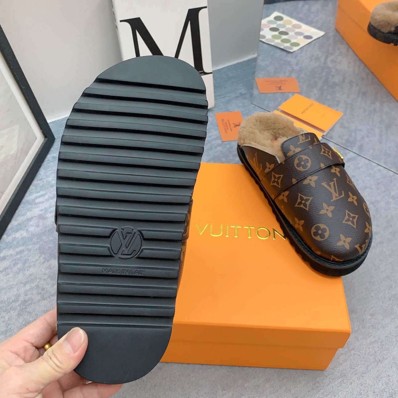 LU Mule Slippers Fur Shearling