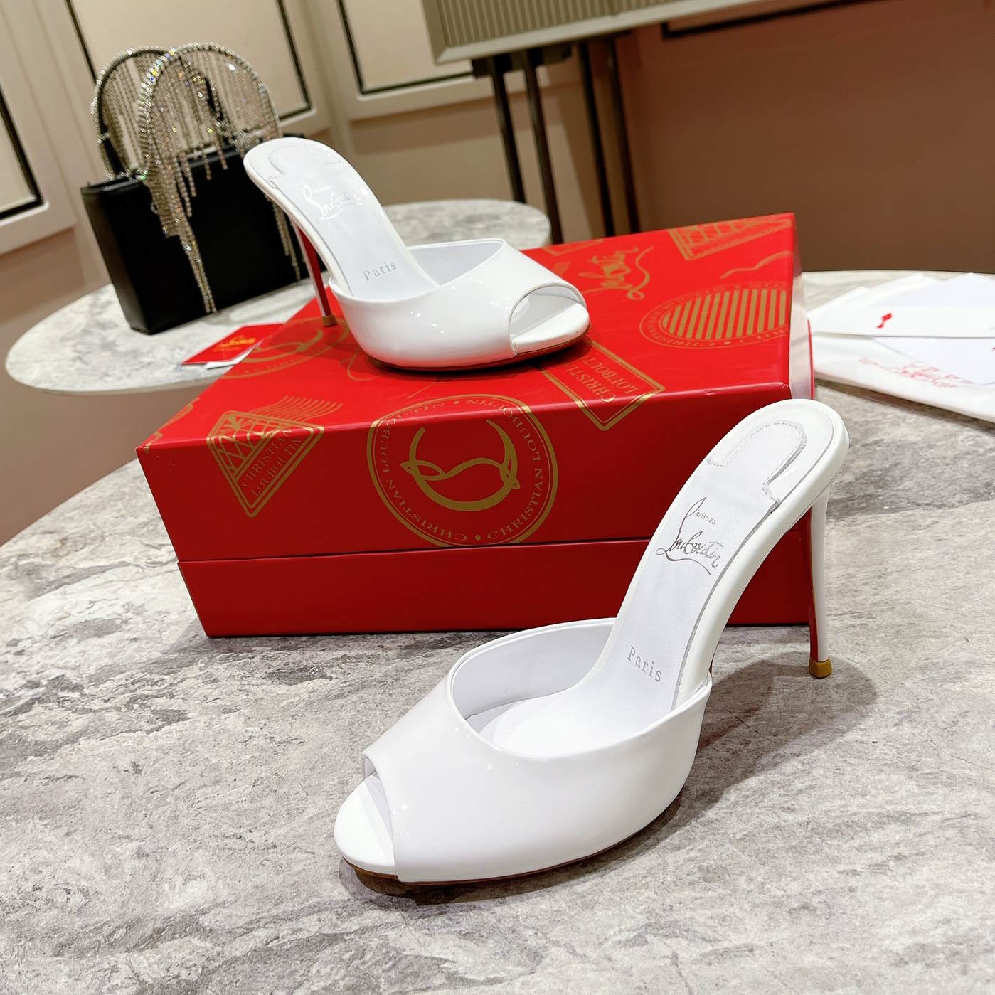 Labutin Heels Shoes Sandals 2 Color 's