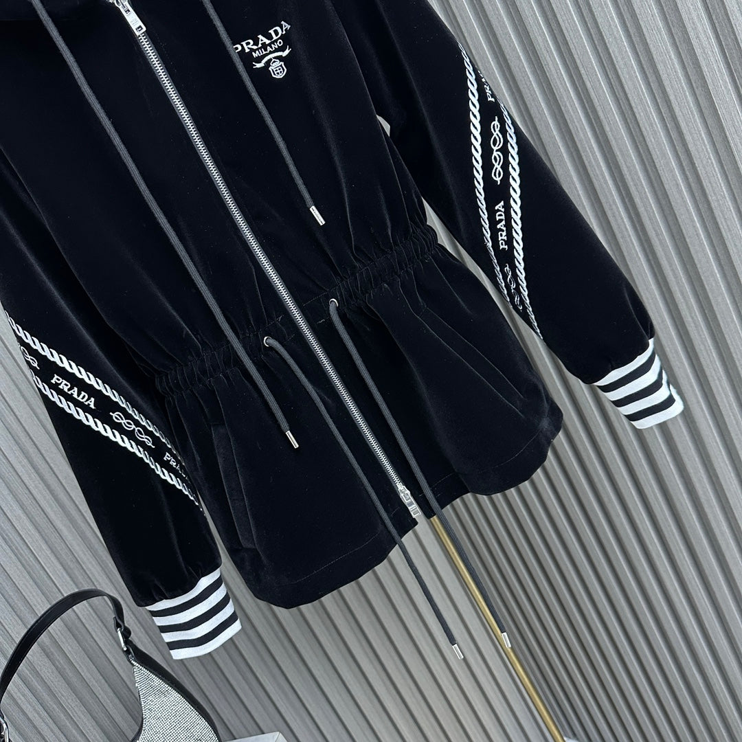 PRD Jacket Woman Hooded
