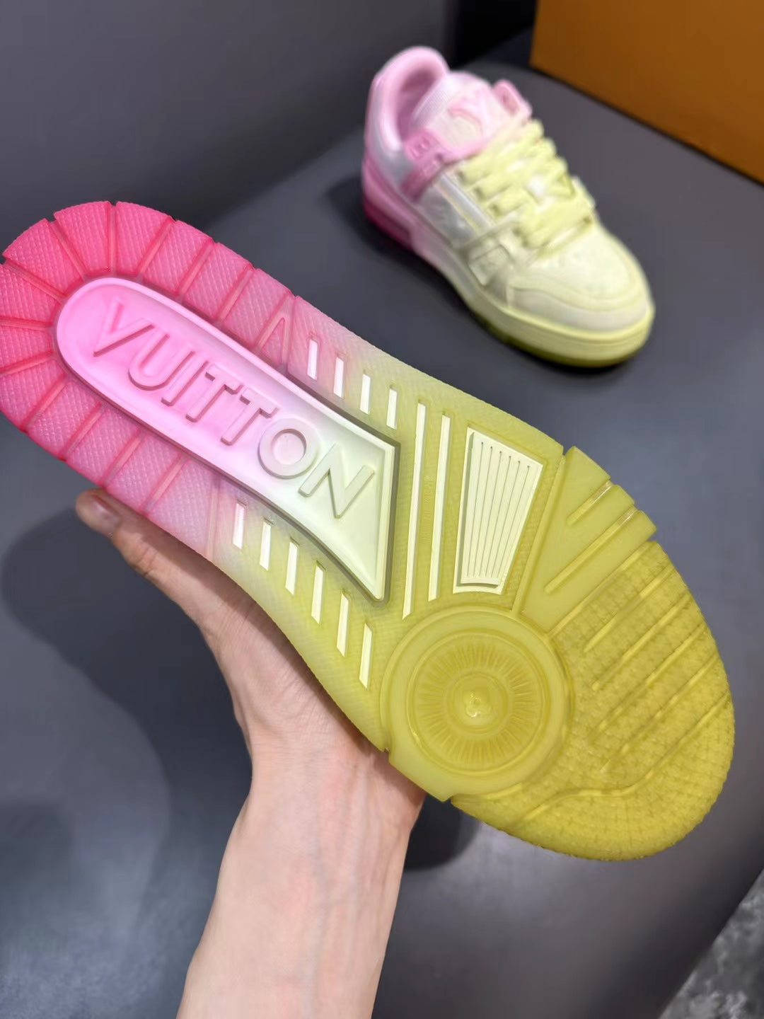 LU Sneakers 3 Color 's