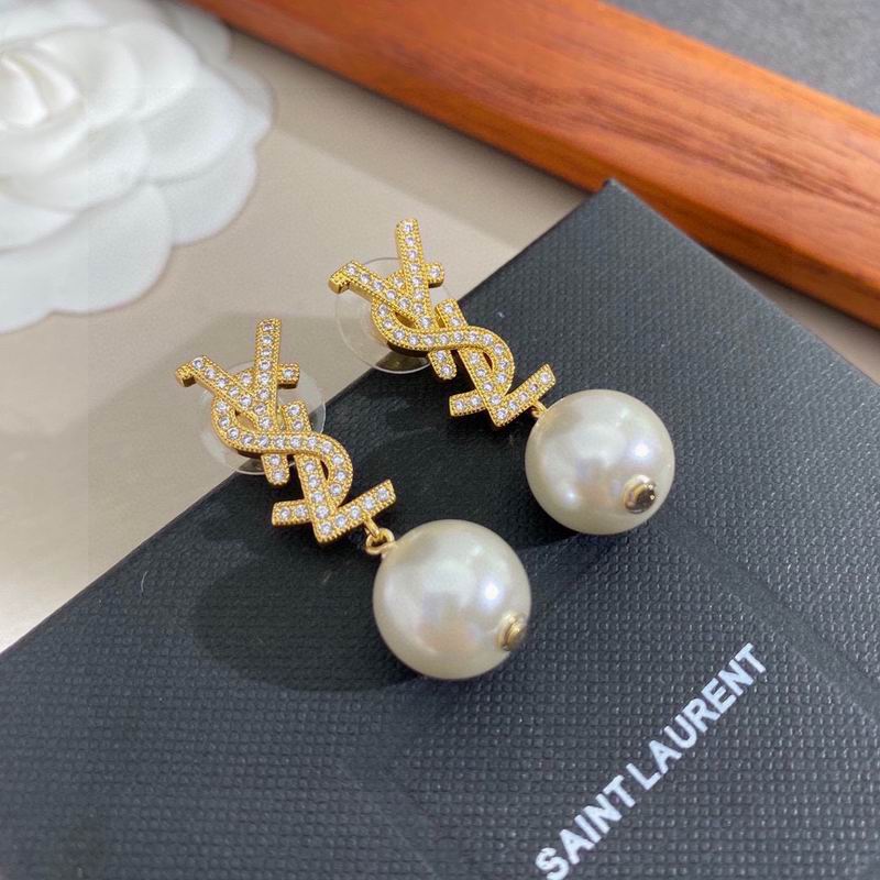 Y L earrings
