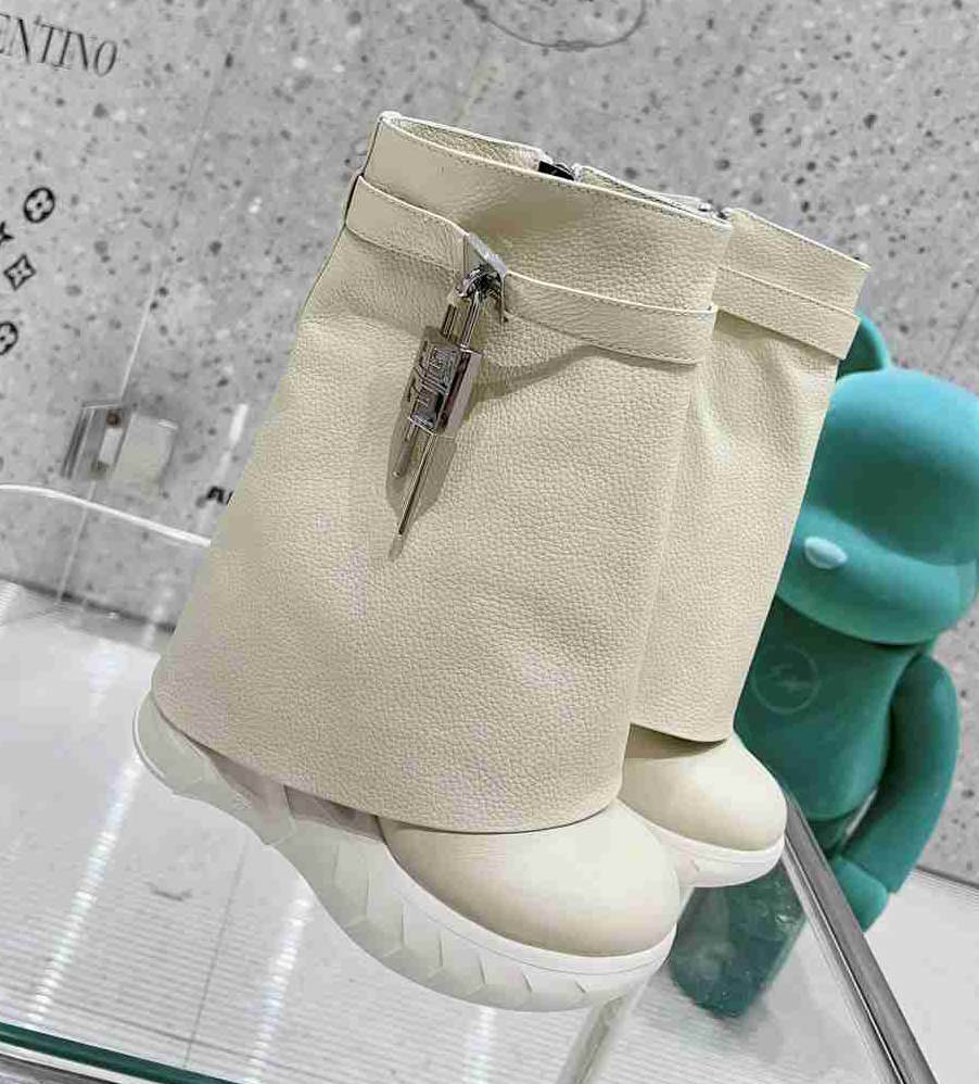GIVENJY Boots Shark Short 3 Color 's
