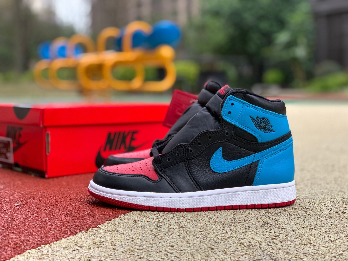 N*ke Max Sneakers Jorda 1 UNC