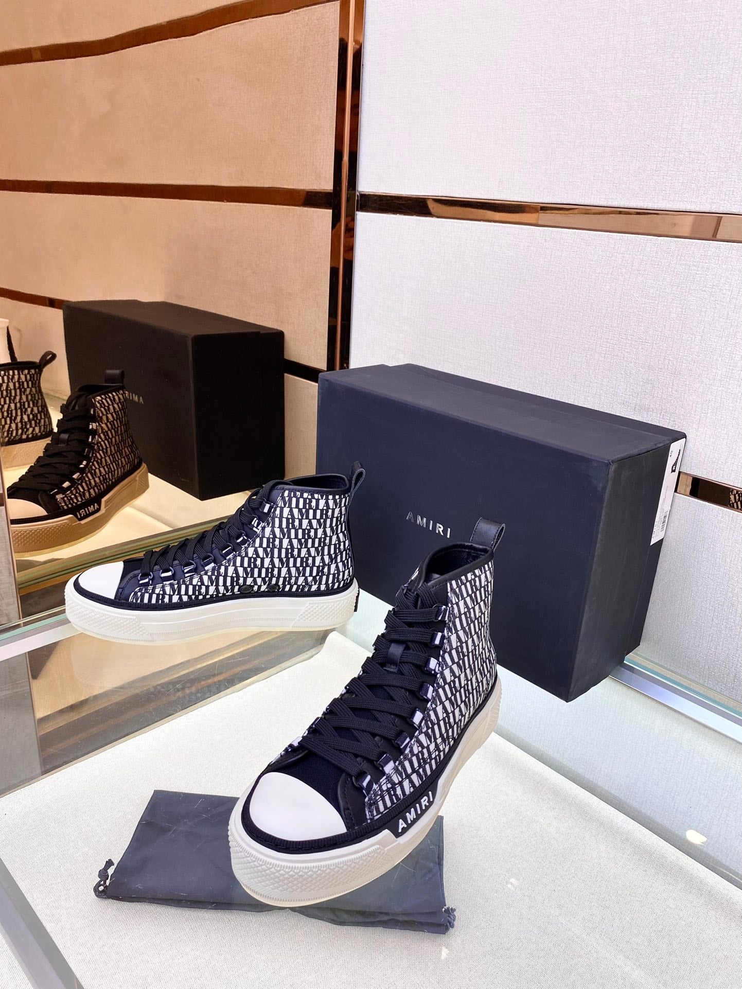 AMR Trainers Paris Sneakers