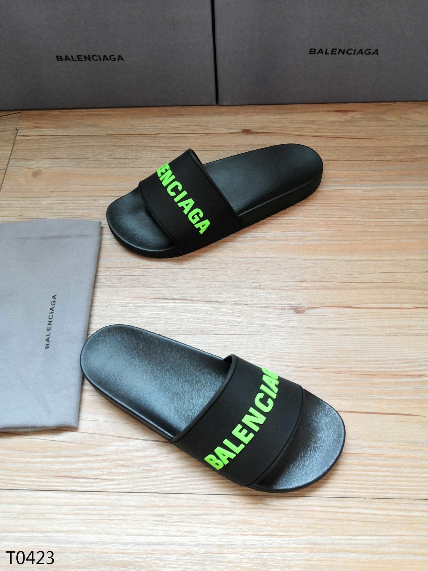 SNBAL Slippers Black