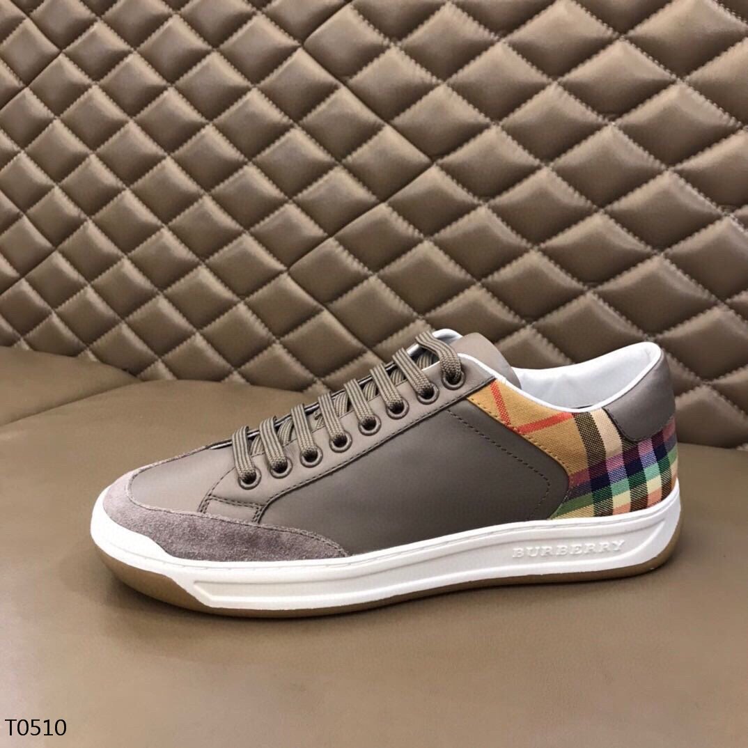 *BURBBER Sneakers