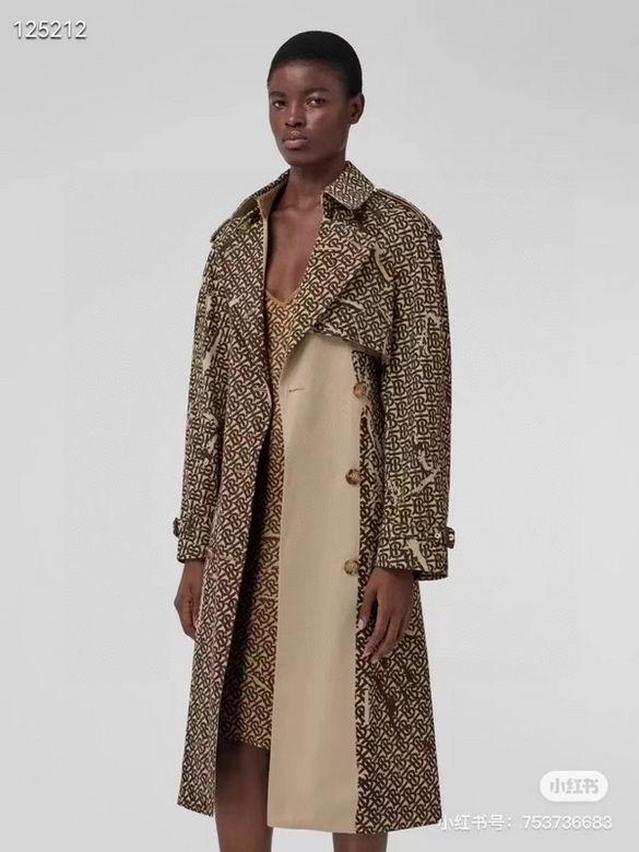 *BURBBER Trench Coat
