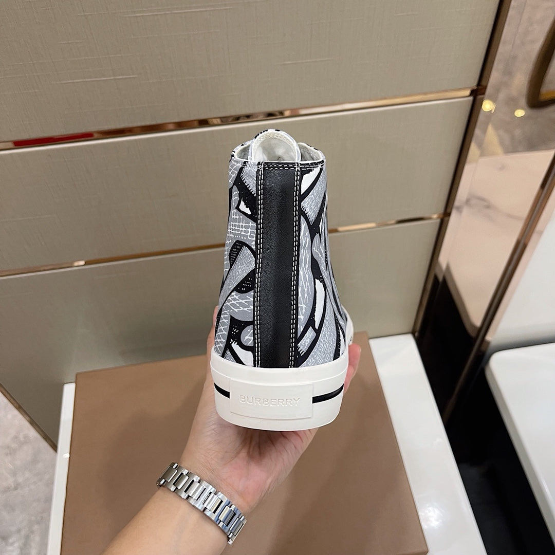 *BURBBER Sneakers High