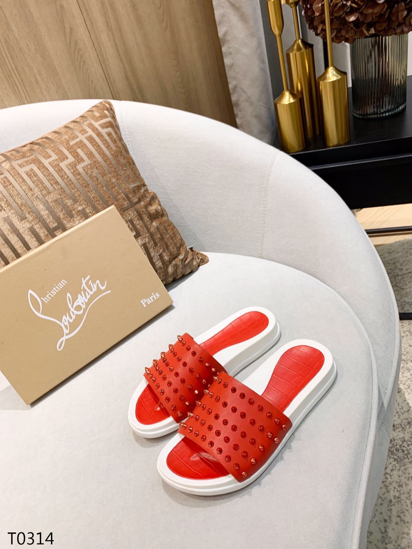 Labutin Slippers White Red