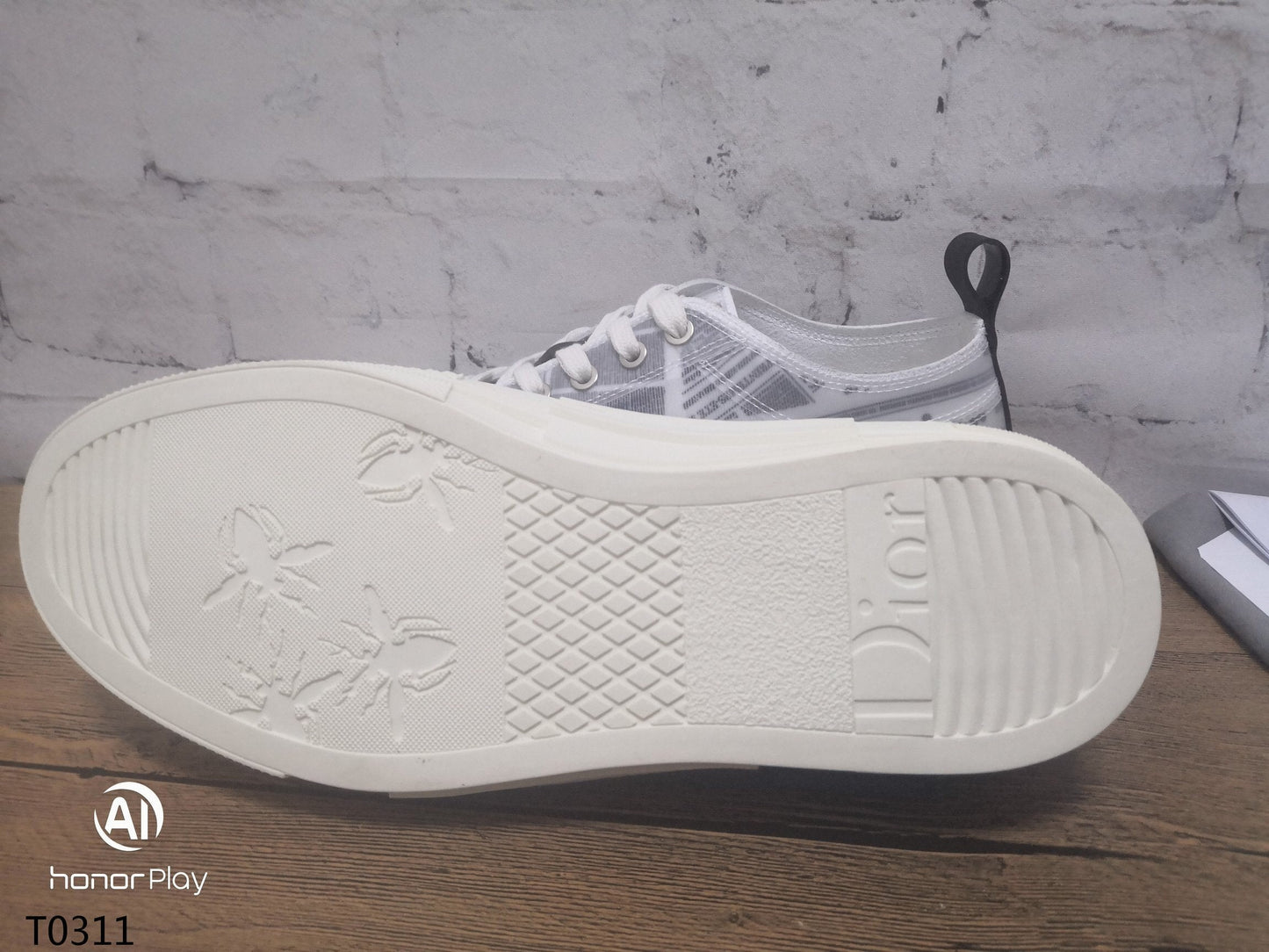 CHD Sneakers Ashram