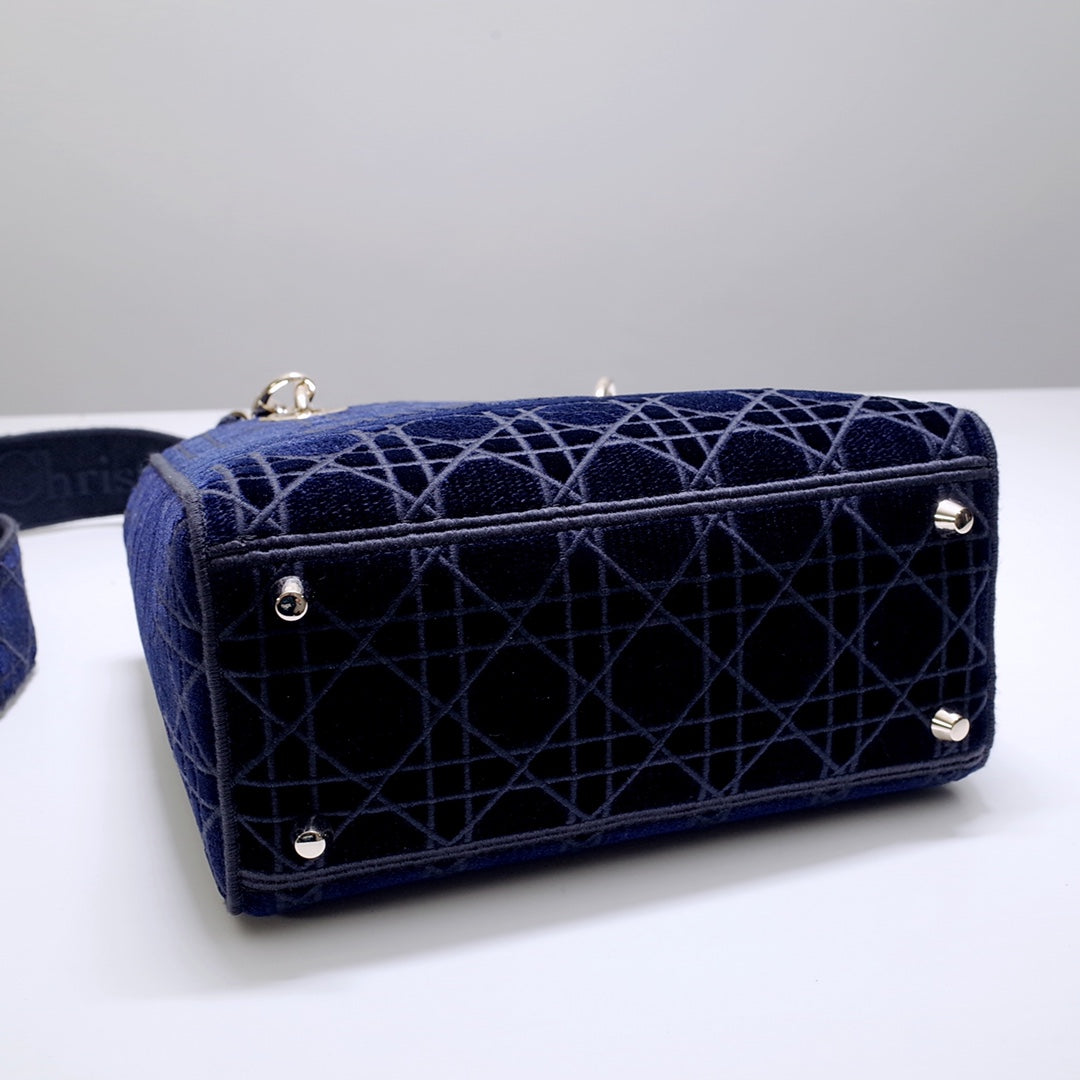 CHD Bag Medium D Lite