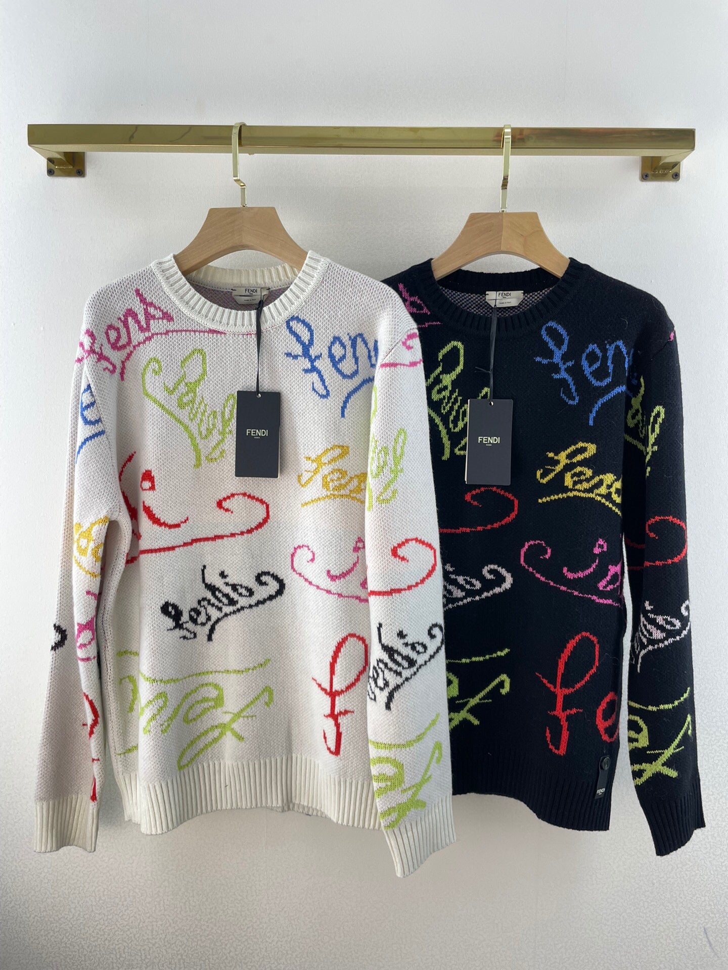 FEN Sweater 2 Color 's